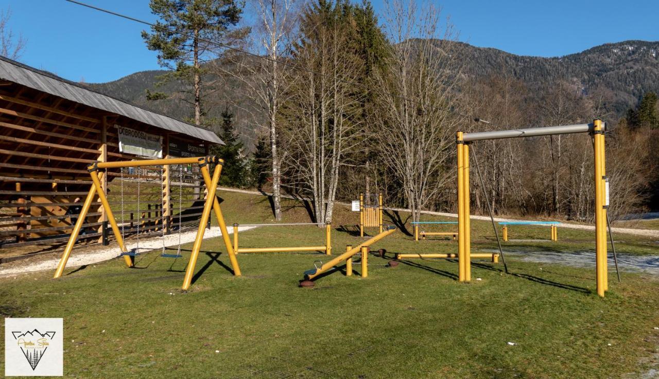 Apartment Spica - Private Parking Kranjska Gora Extérieur photo